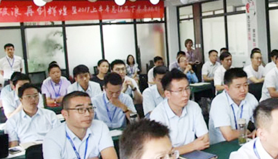 乘风破浪，再创辉煌，蓝炬星集成灶2019半年总结规划会议圆满结束!