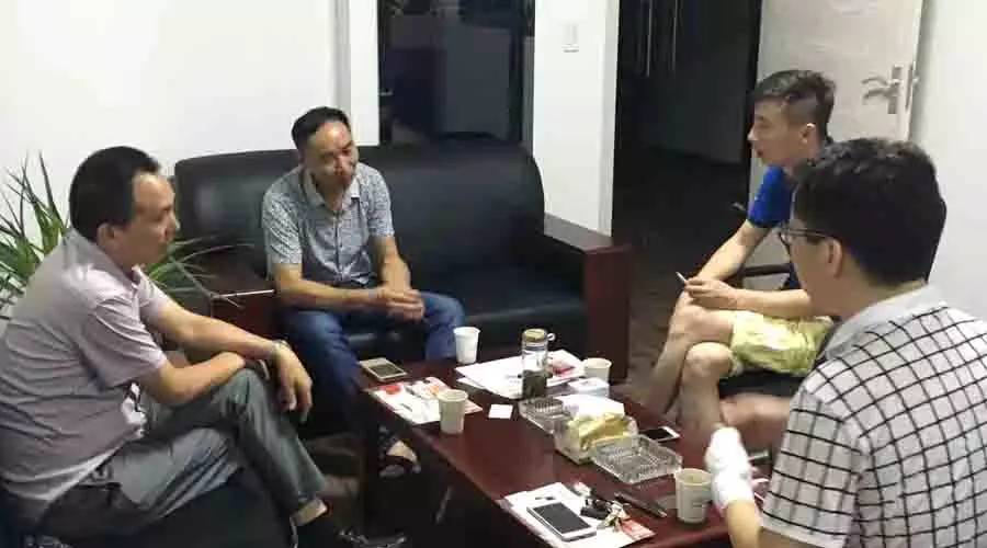 喜讯！云南昆明徐总成功加盟蓝炬星
